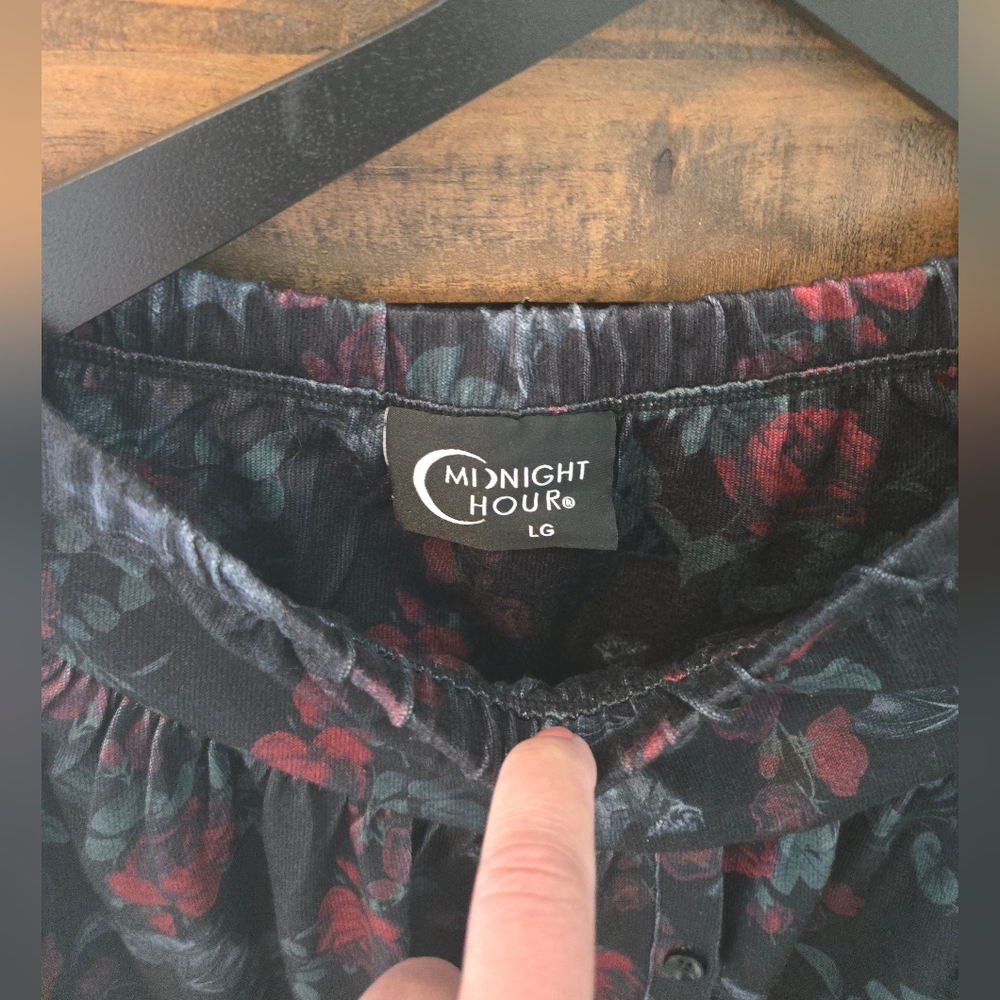 Charming Charlie Black and Red Midi Skirt